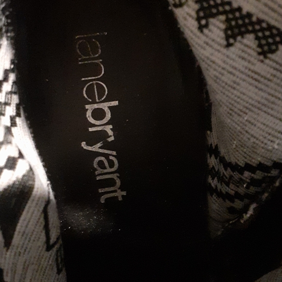 Lane bryant sz 10W black booties block heel - Picture 5 of 5